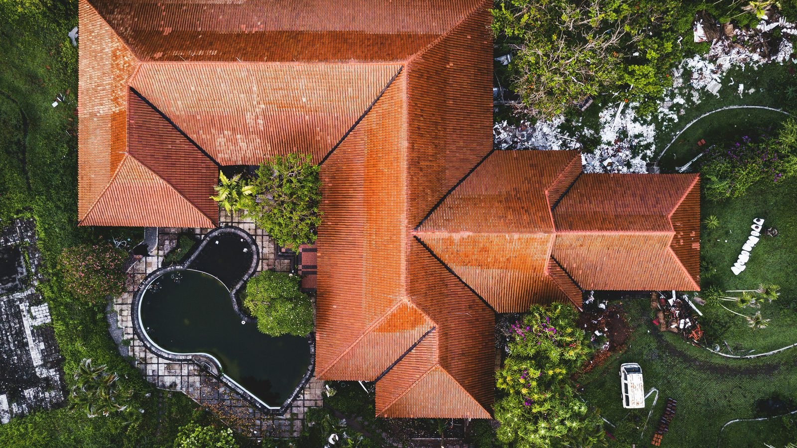 Residential roof repair and replacement in Huffman, TX